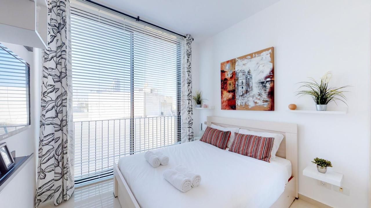 Stylish 1Br Flat For 4 Ppl In Allenby By Holyguest Tel Aviv Exterior foto